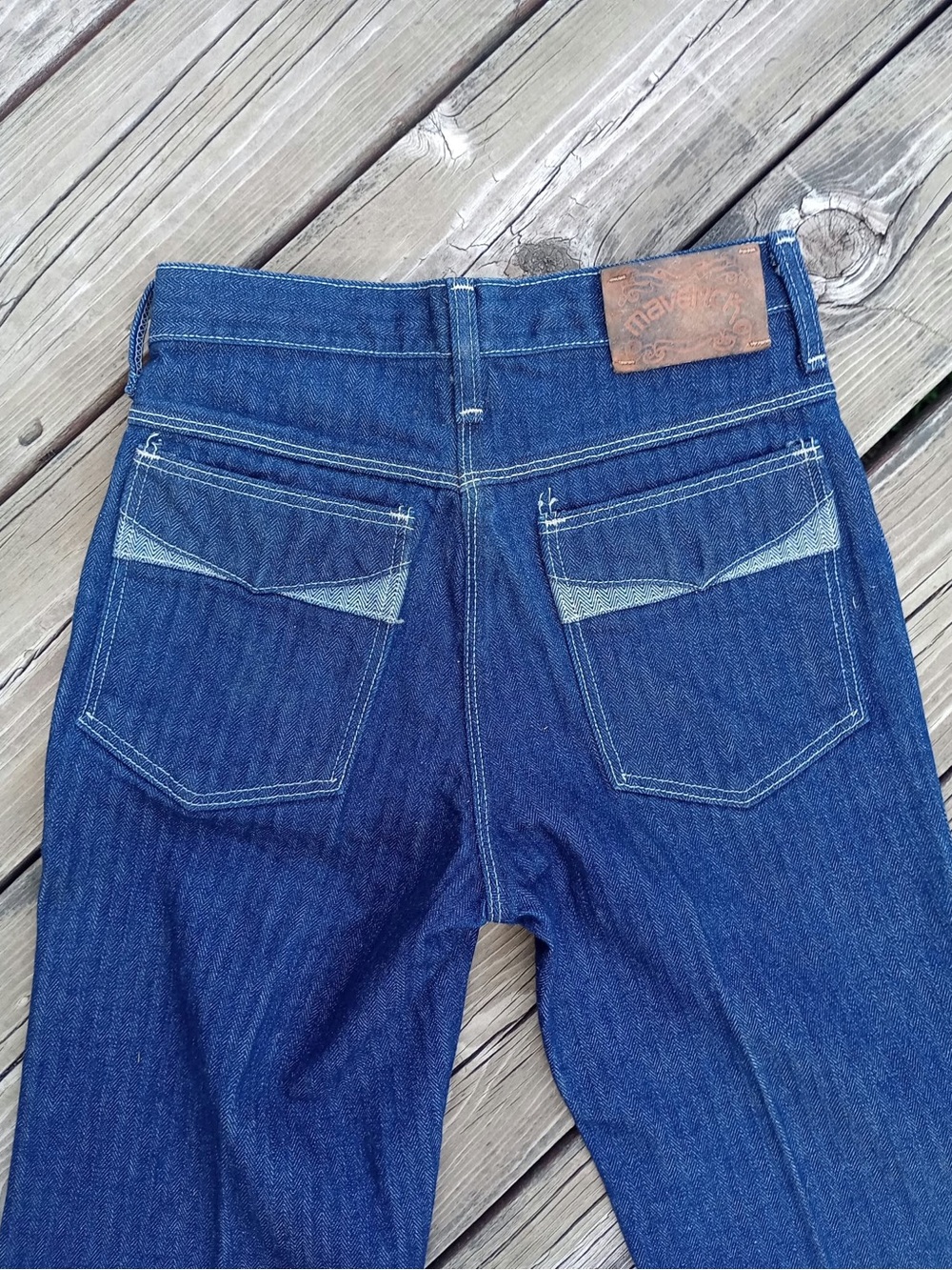 Vintage Maverick Straight-Leg Women’s Jeans in Dark Blue